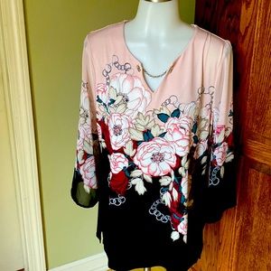 JM Collection Tunic.  Beautiful Print!  Size M